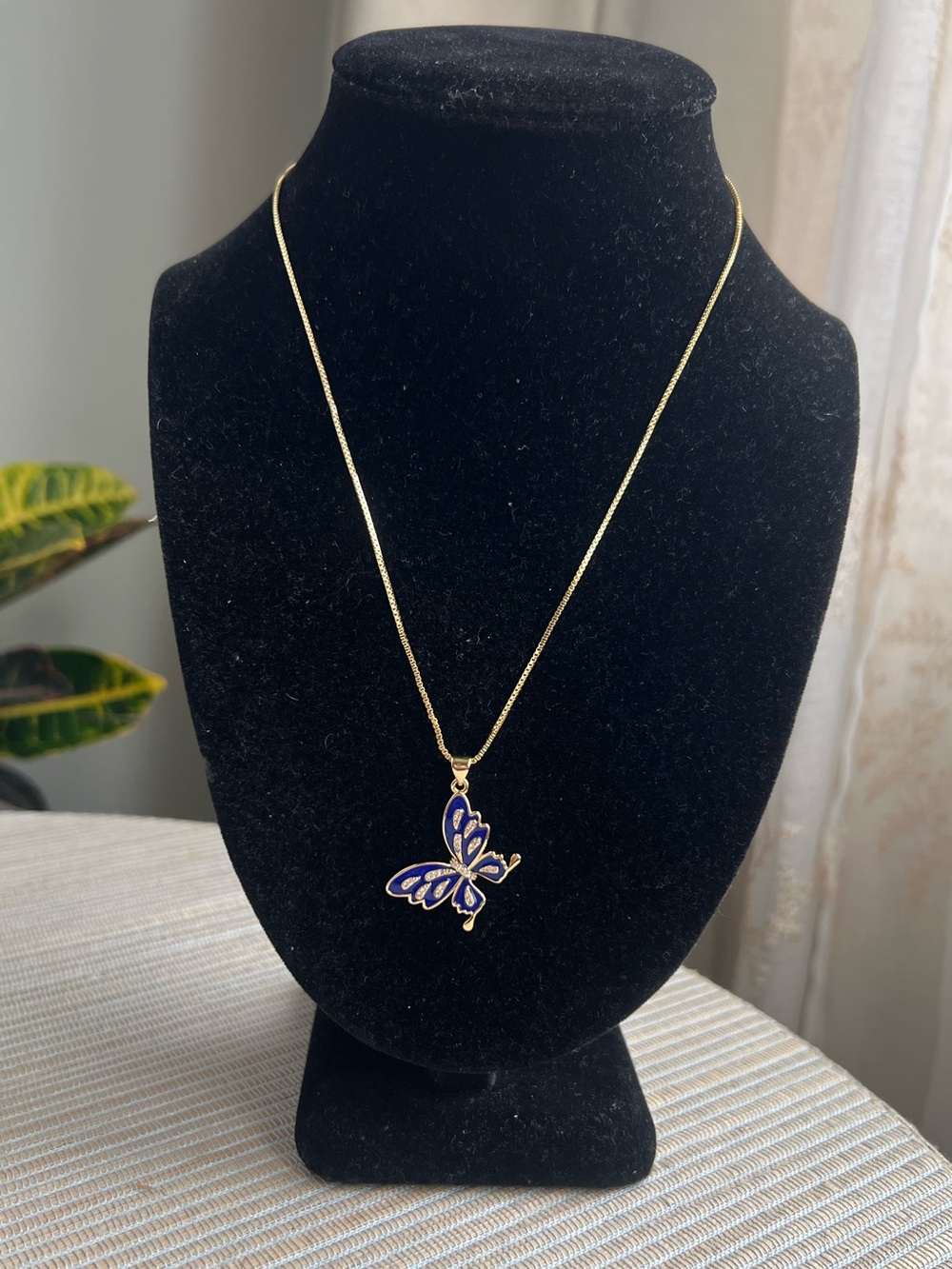 🩷- Blue Butterfly with pavé accents Pendant gold chain necklace